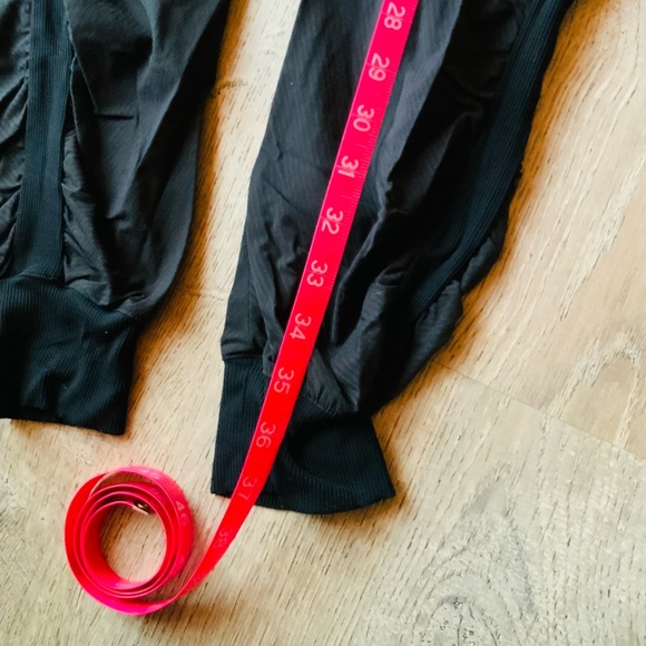 Lululemon Athletica Black Jogger Pants (No Size Tag/XXS/0/2) - Picture 14 of 15